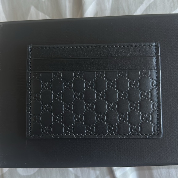 Gucci Other - Gucci Card holder never used no box